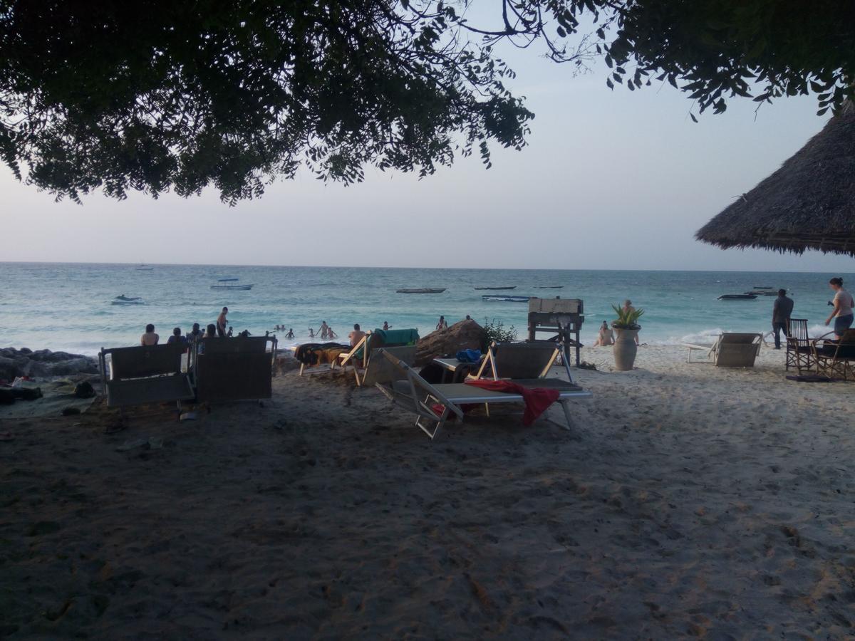 Asiya Beach Bungalow Nungwi Eksteriør bilde