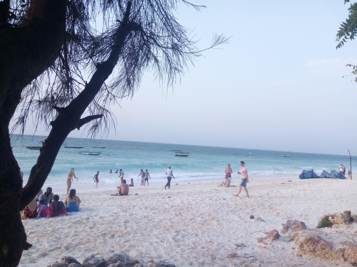 Asiya Beach Bungalow Nungwi Eksteriør bilde